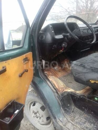 GAZ 2705 1998, 452,100 km - 2.3 l - Quba