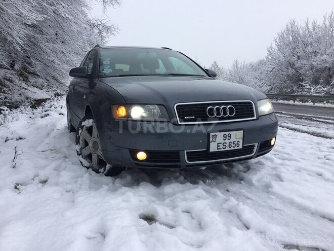 Audi A4 2004, 290,000 km - 2.0 l - Qəbələ