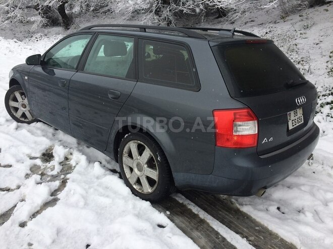 Audi A4 2004, 290,000 km - 2.0 l - Qəbələ