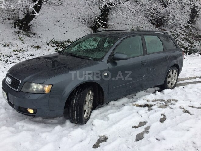 Audi A4 2004, 290,000 km - 2.0 l - Qəbələ