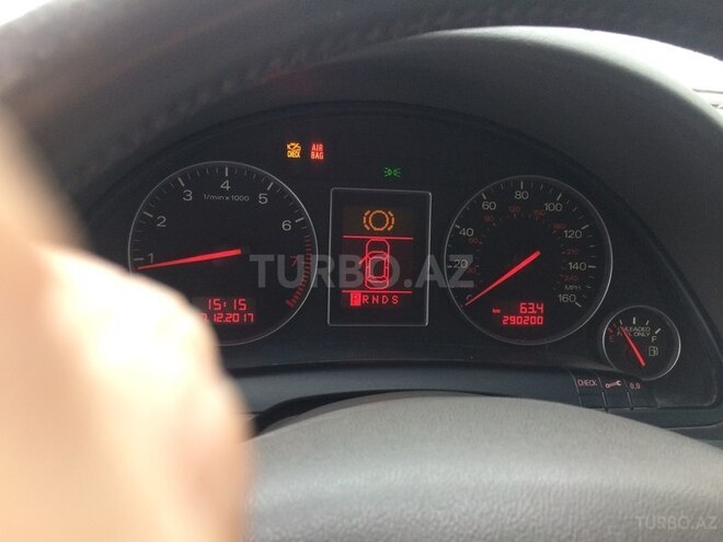 Audi A4 2004, 290,000 km - 2.0 l - Qəbələ