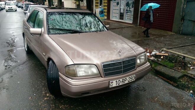 Mercedes  1994, 258,074 km - 1.6 l - Masallı