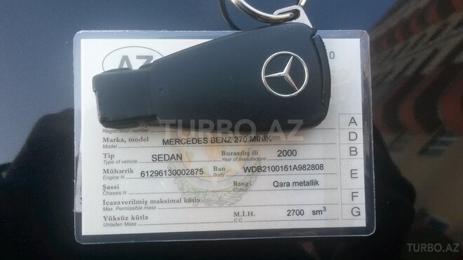 Mercedes E 270 2000, 236,000 km - 2.7 l - Bakı