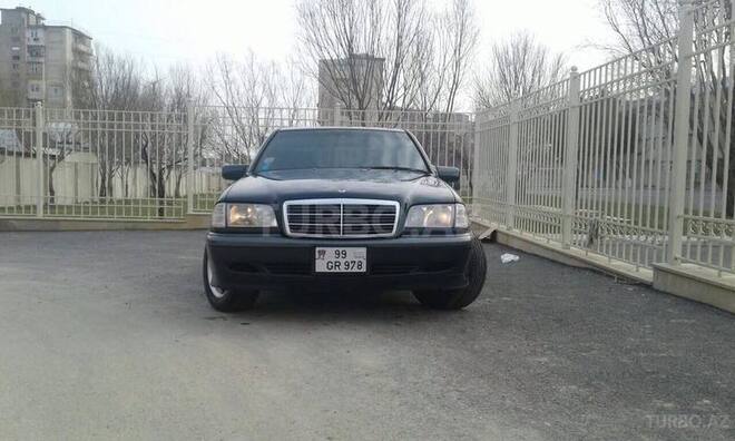 Mercedes C 180 2000, 200,000 km - 1.8 l - Bakı