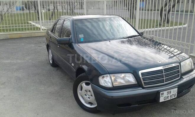 Mercedes C 180 2000, 200,000 km - 1.8 l - Bakı