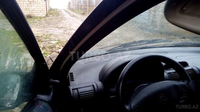 Opel Vita 1998, 200,000 km - 1.4 l - Bakı
