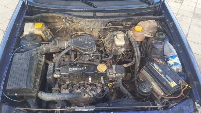 Opel Astra 1995, 35,468 km - 1.6 l - Cəlilabad