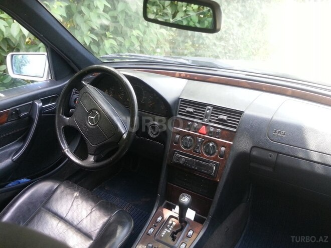 Mercedes C 230 1998, 150,000 km - 0.2 л - Bakı