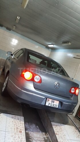 Volkswagen Passat 2006, 206,700 km - 2.0 l - Bakı