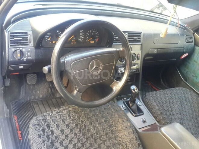 Mercedes C 180 1996, 261,499 km - 1.8 l - Bakı