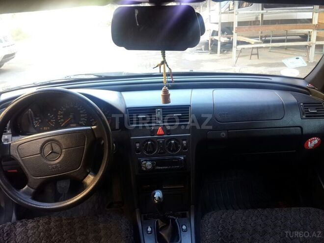 Mercedes C 180 1996, 261,499 km - 1.8 l - Bakı
