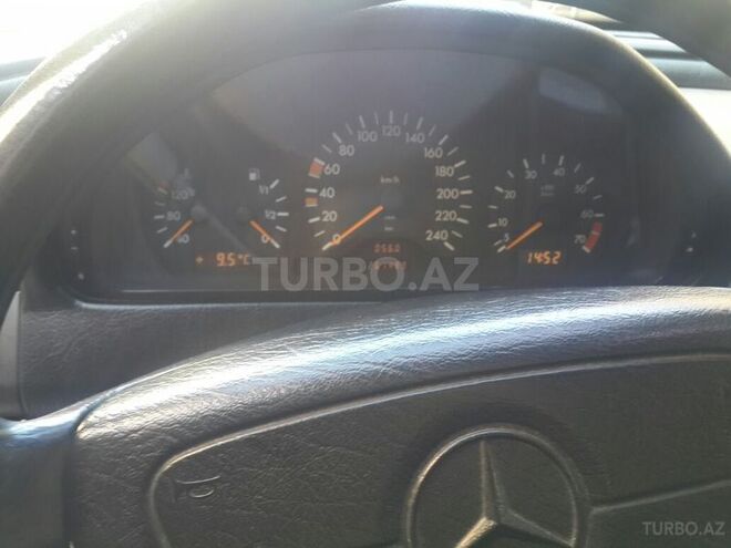 Mercedes C 180 1996, 261,499 km - 1.8 l - Bakı