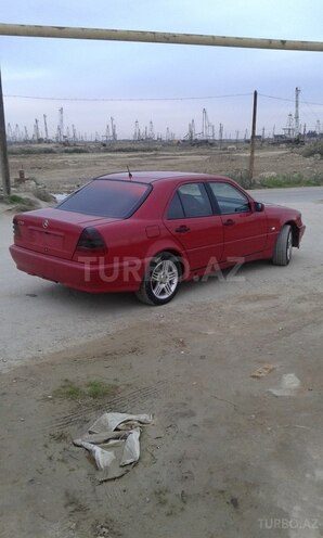 Mercedes C 220 1999, 166,545 km - 2.2 л - Bakı