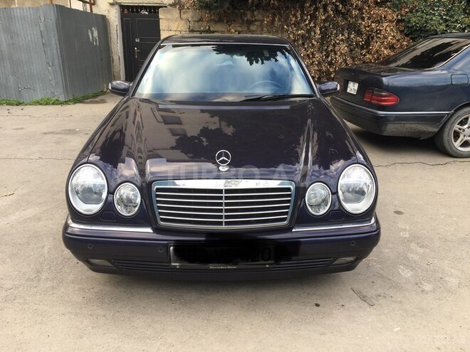 Mercedes E 240 1998, 176,000 km - 2.6 l - Bakı