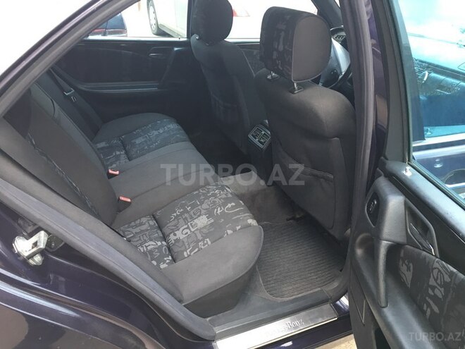Mercedes E 240 1998, 176,000 km - 2.6 l - Bakı