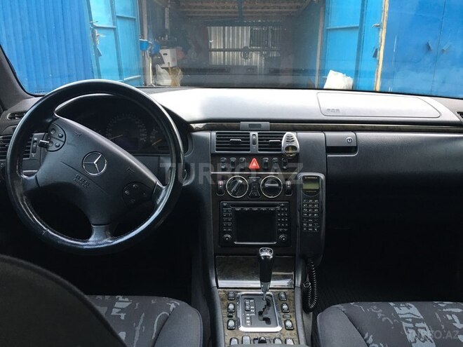 Mercedes E 240 1998, 176,000 km - 2.6 l - Bakı