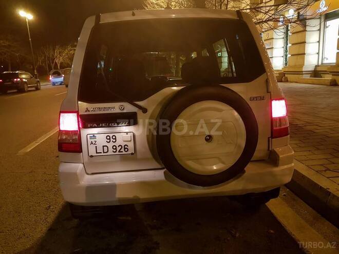 Mitsubishi Pajero io 2000, 278,000 km - 2.0 l - Bakı