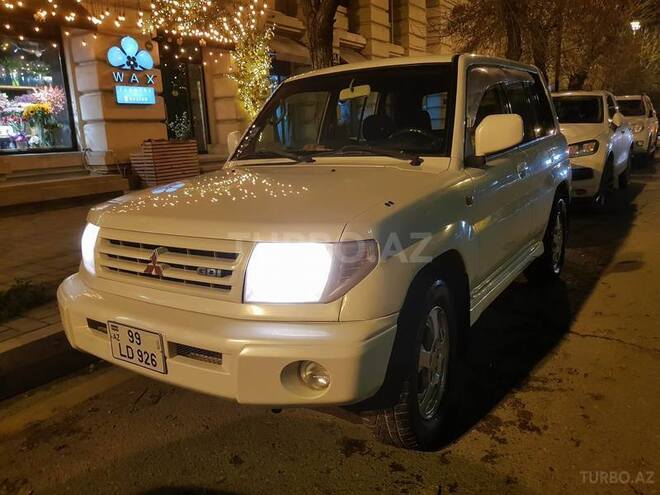 Mitsubishi Pajero io 2000, 278,000 km - 2.0 l - Bakı