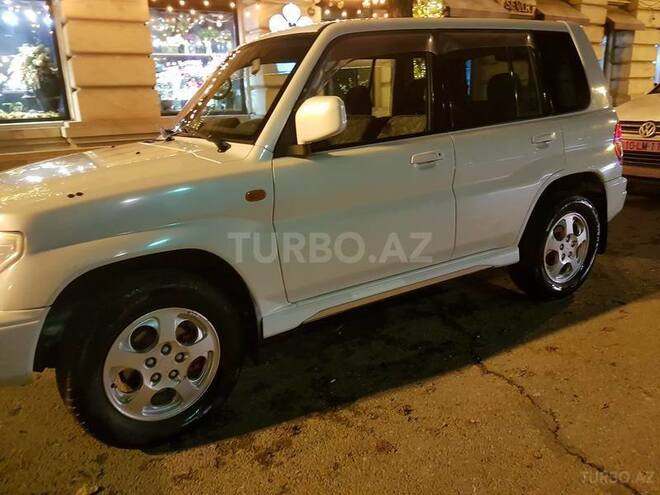 Mitsubishi Pajero io 2000, 278,000 km - 2.0 l - Bakı