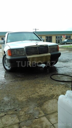 Mercedes 190 1990, 255,000 km - 2.0 l - Neftçala