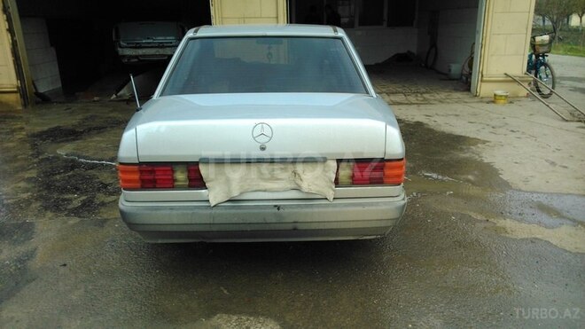 Mercedes 190 1990, 255,000 km - 2.0 l - Neftçala