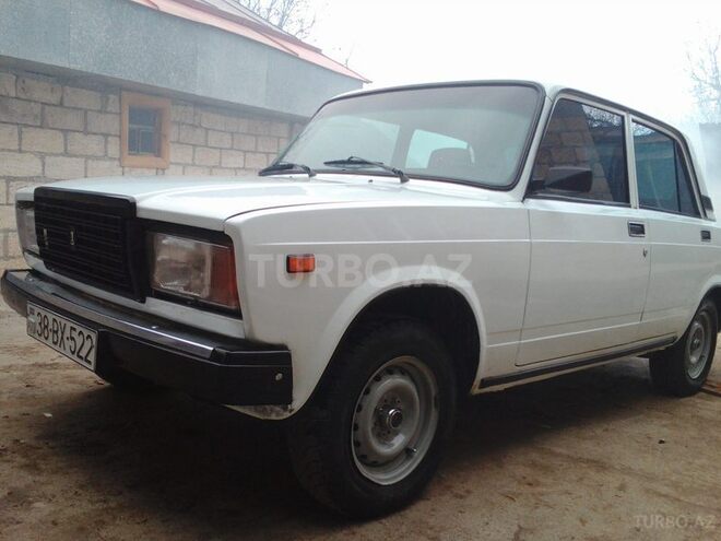 LADA (VAZ) 2107 2003, 34,000 km - 0.1 l - Qusar