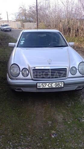Mercedes E 200 1996, 215,000 km - 2.0 л - Ağdam