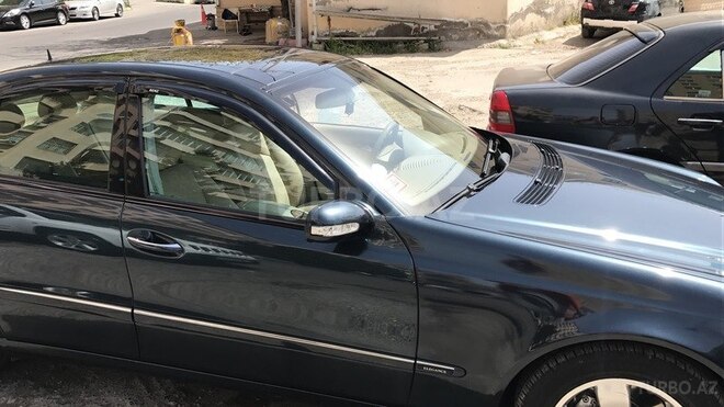 Mercedes E 320 2002, 250,000 km - 3.2 l - Bakı