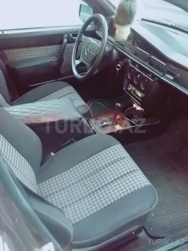 Mercedes 190 1993, 222,085 km - 1.8 l - Bakı