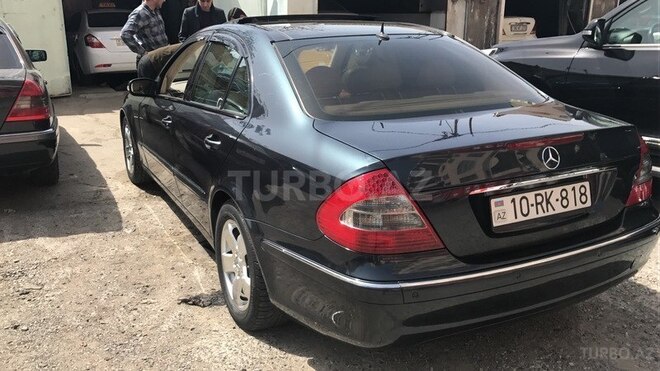 Mercedes E 320 2003, 252,345 km - 3.2 l - Bakı