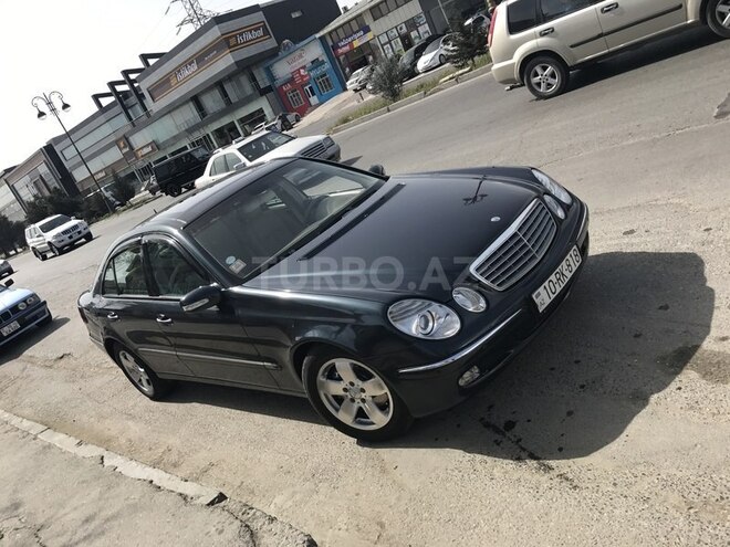 Mercedes E 320 2003, 252,345 km - 3.2 l - Bakı