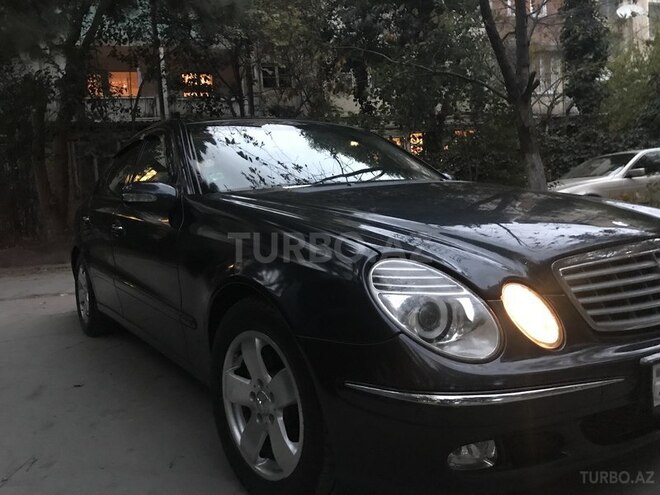 Mercedes E 320 2003, 252,345 km - 3.2 l - Bakı