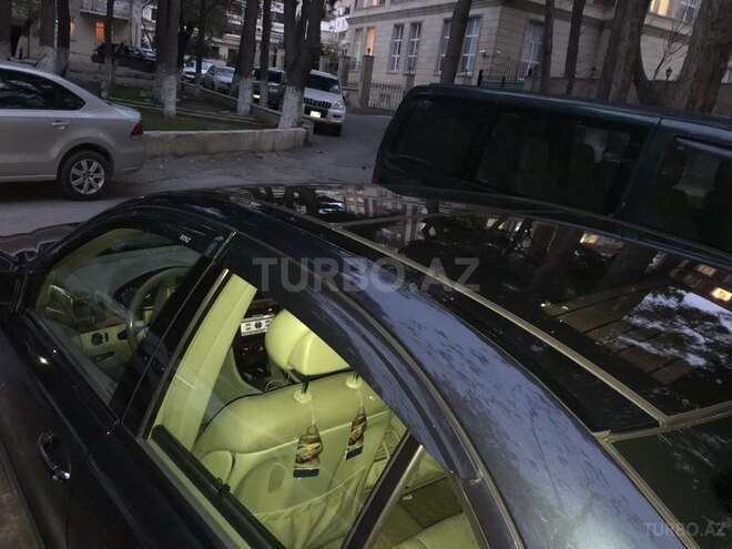 Mercedes E 320 2003, 252,345 km - 3.2 l - Bakı