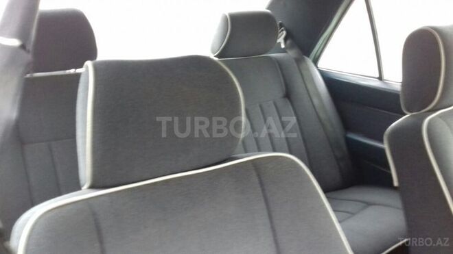 Mercedes E 230 1987, 370,000 km - 2.3 l - Bakı