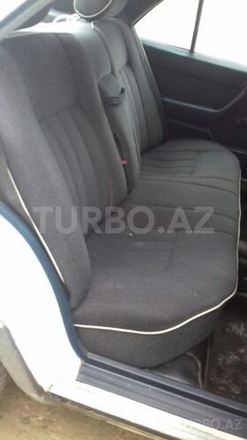 Mercedes E 230 1987, 370,000 km - 2.3 l - Bakı