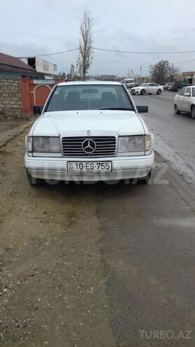 Mercedes E 230 1987, 370,000 km - 2.3 l - Bakı