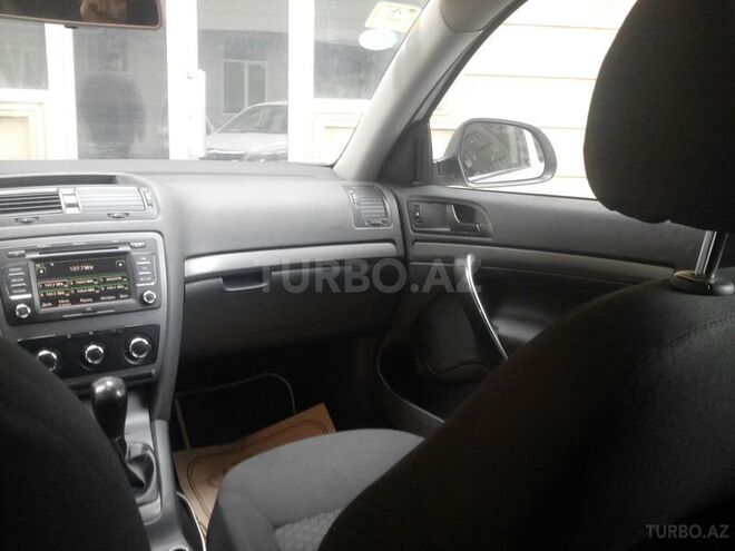 Skoda Octavia 2012, 172,000 km - 1.4 l - Bakı