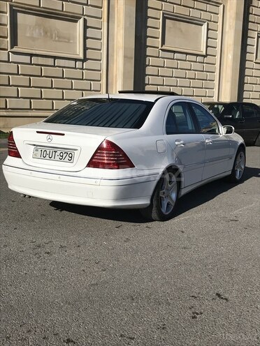 Mercedes C 240 2001, 232,870 km - 2.6 l - Bakı