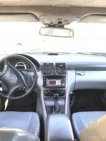 Mercedes C 240 2001, 232,870 km - 2.6 l - Bakı