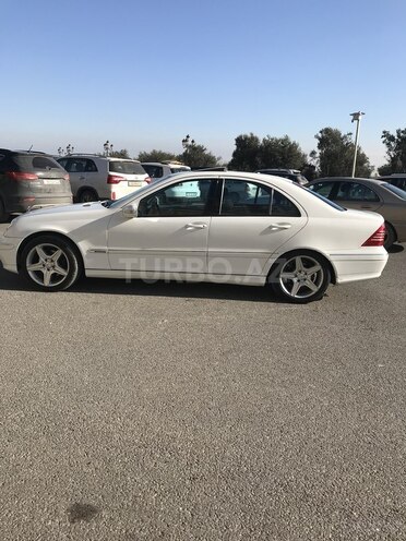 Mercedes C 240 2001, 232,870 km - 2.6 l - Bakı