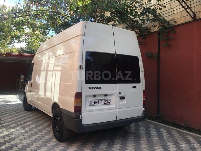 Ford Transit 2000, 166,000 km - 2.5 l - Qax