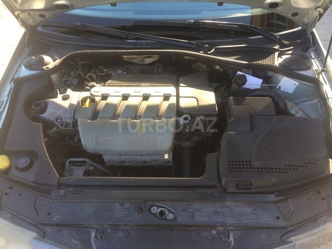 Renault Laguna 2001, 265,000 km - 1.8 л - Bakı