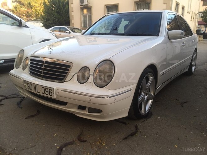 Mercedes E 320 2000, 176,000 km - 3.2 l - Bakı