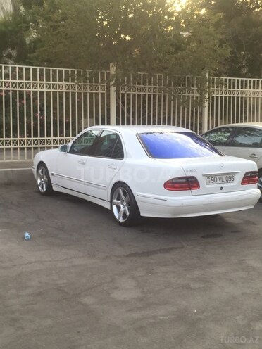 Mercedes E 320 2000, 176,000 km - 3.2 l - Bakı