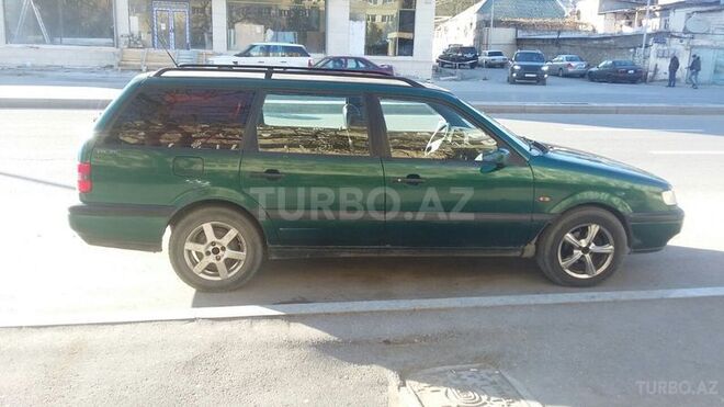 Volkswagen Passat 1996, 289,000 km - 1.8 l - Bakı