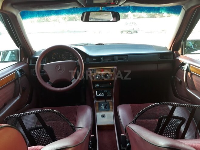 Mercedes E 230 1992, 350,000 km - 2.3 l - Bakı