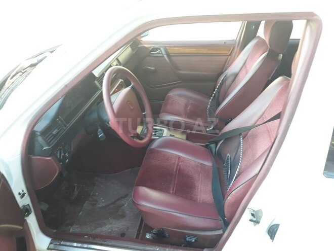 Mercedes E 230 1992, 350,000 km - 2.3 l - Bakı