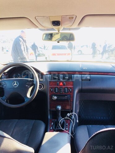 Mercedes E 200 2000, 397,000 km - 2.0 l - Bakı