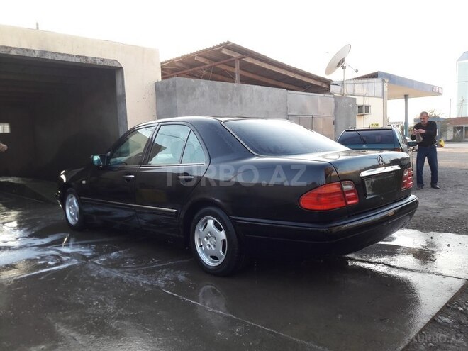 Mercedes E 200 1996, 430,000 km - 2.0 л - Kürdəmir