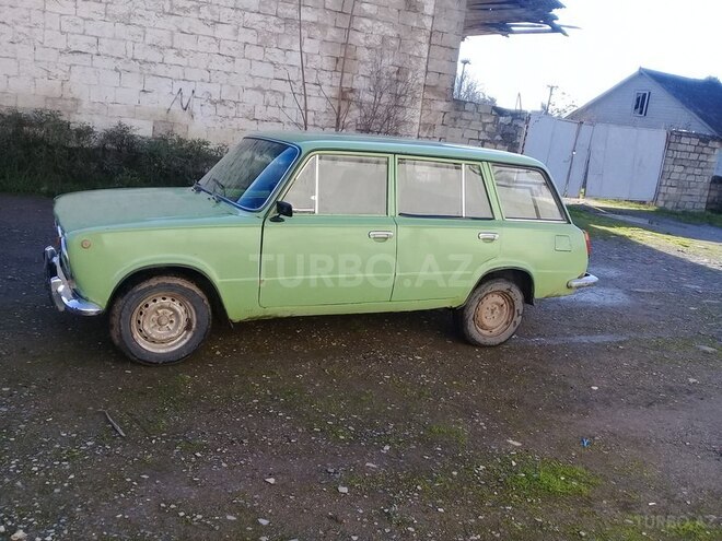 LADA (VAZ) 2102 1980, 345,236 km - 1.5 l - Xudat